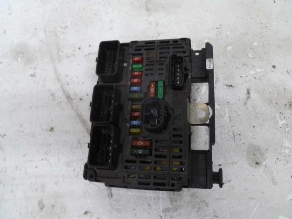 BOITIER ELECTRONIQUE CITROEN / PEUGEOT BSM-L01-00 - Vue 1